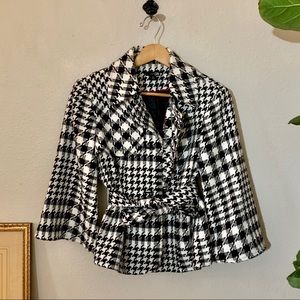 East5th Houndstooth Cropped Knit Black and White Coat-Size L (EUC)